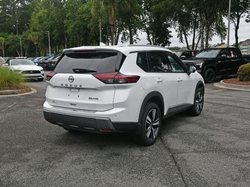 Used 2024 Nissan Rogue SL w/ SL Premium Package AWD/4WD image 4