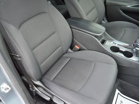 Used 2024 Chevrolet Malibu LT image 16