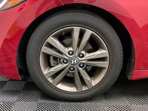 Used 2018 Hyundai Elantra SEL image 7
