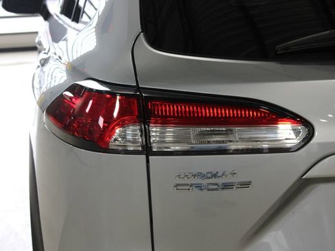 Used 2023 Toyota Corolla Cross LE FWD image 36