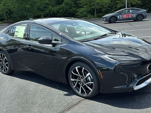 New 2026 Toyota Prius Plug-In Hybrid w/ Limited Premium Package FWD image 26