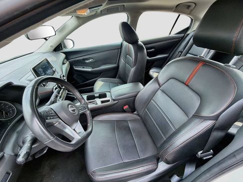Used 2024 Nissan Sentra SR w/ SR Premium Package FWD image 11