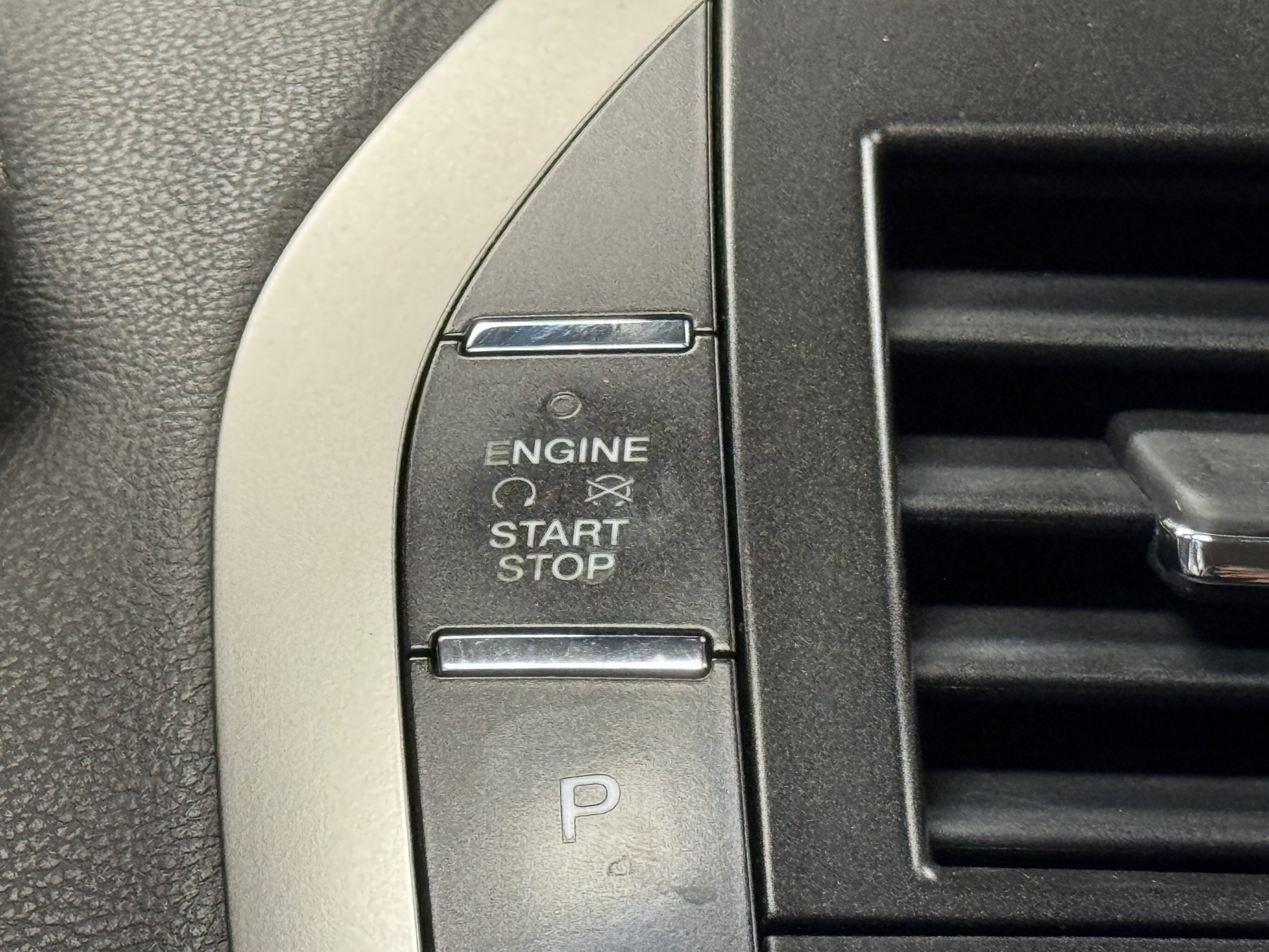 Used 2014 Lincoln MKZ w/ Equipment Group 102A Reserve FWD image 12