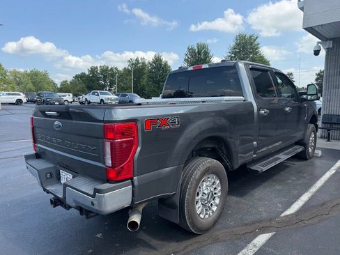Used 2020 Ford F250 Lariat w/ Chrome Package AWD/4WD image 3