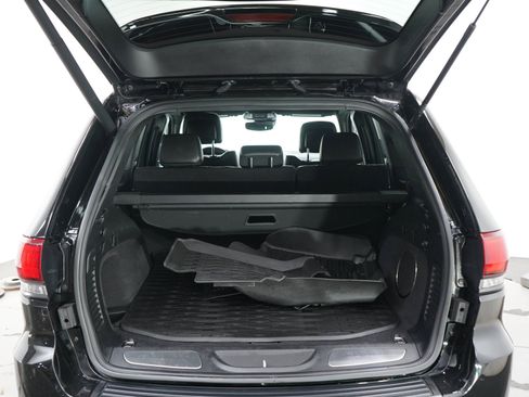 Used 2019 Jeep Grand Cherokee High Altitude AWD/4WD image 16