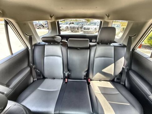 Used 2022 Toyota 4Runner SR5 Premium AWD/4WD image 22