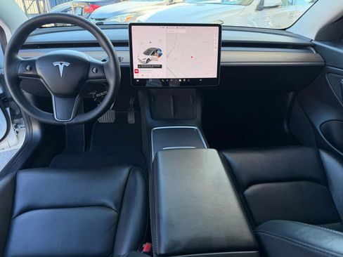 Used 2021 Tesla Model 3 Long Range image 33