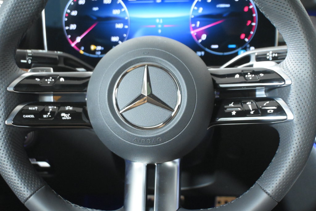 New 2027 Mercedes-Benz CLE 450 4MATIC Coupe image 18
