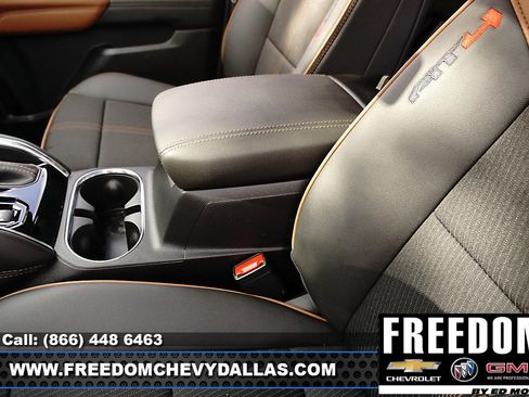 New 2026 GMC Canyon AT4 image 35