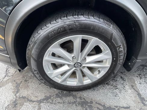 Used 2019 Nissan Rogue Sport SV AWD/4WD image 26
