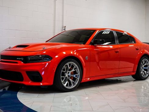 Used 2023 Dodge Charger SRT Hellcat image 4
