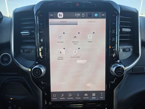 Used 2025 RAM 2500 Big Horn image 34