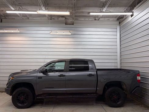 Used 2019 Toyota Tundra SR5 AWD/4WD image 10