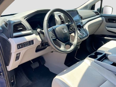 Used 2024 Honda Odyssey EX-L image 9