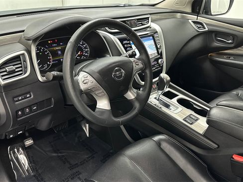 Used 2018 Nissan Murano SL image 16