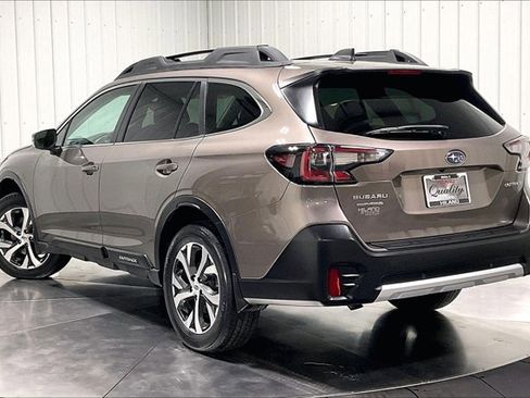 Used 2021 Subaru Outback Limited w/ Popular Package #2 image 12