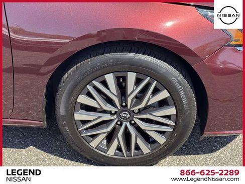 Certified 2023 Nissan Altima 2.5 SV FWD image 8