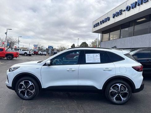 Certified 2025 Ford Escape ST-Line Select w/ Tech Pack #2 image 4