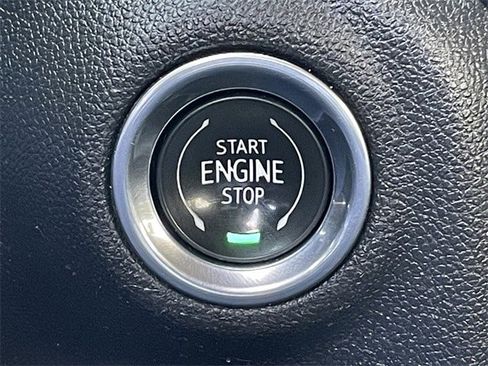 Used 2020 Chevrolet Silverado 1500 LT w/ Texas Edition image 21