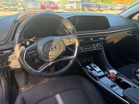 Used 2023 Hyundai Sonata SEL w/ Convenience Package FWD image 10