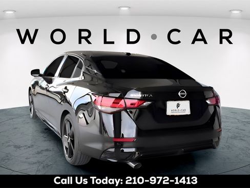 Used 2025 Nissan Sentra SR w/ SR Premium Package image 5