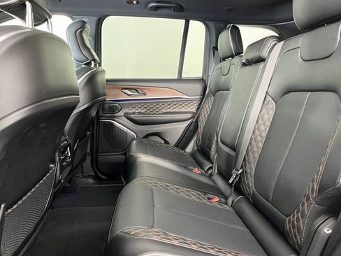 Used 2023 Jeep Grand Cherokee Summit AWD/4WD image 40