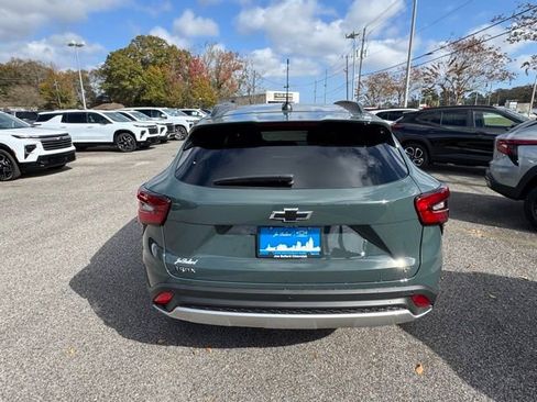 New 2026 Chevrolet Trax LT w/ Driver Confidence Package image 6