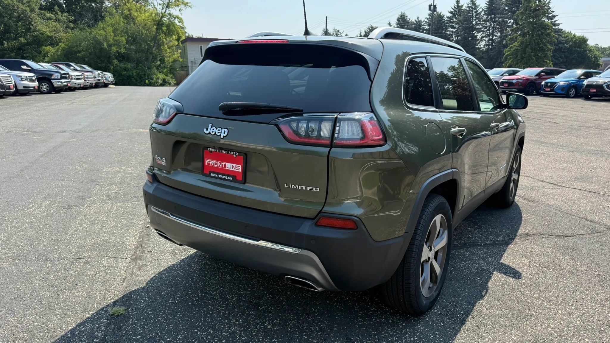 Used 2020 Jeep Cherokee Limited AWD/4WD image 10
