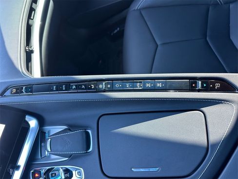 Used 2025 Chevrolet Corvette Stingray Coupe image 23