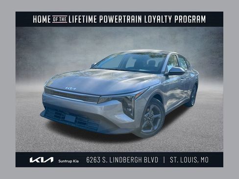 New 2025 Kia K4 LXS image 1