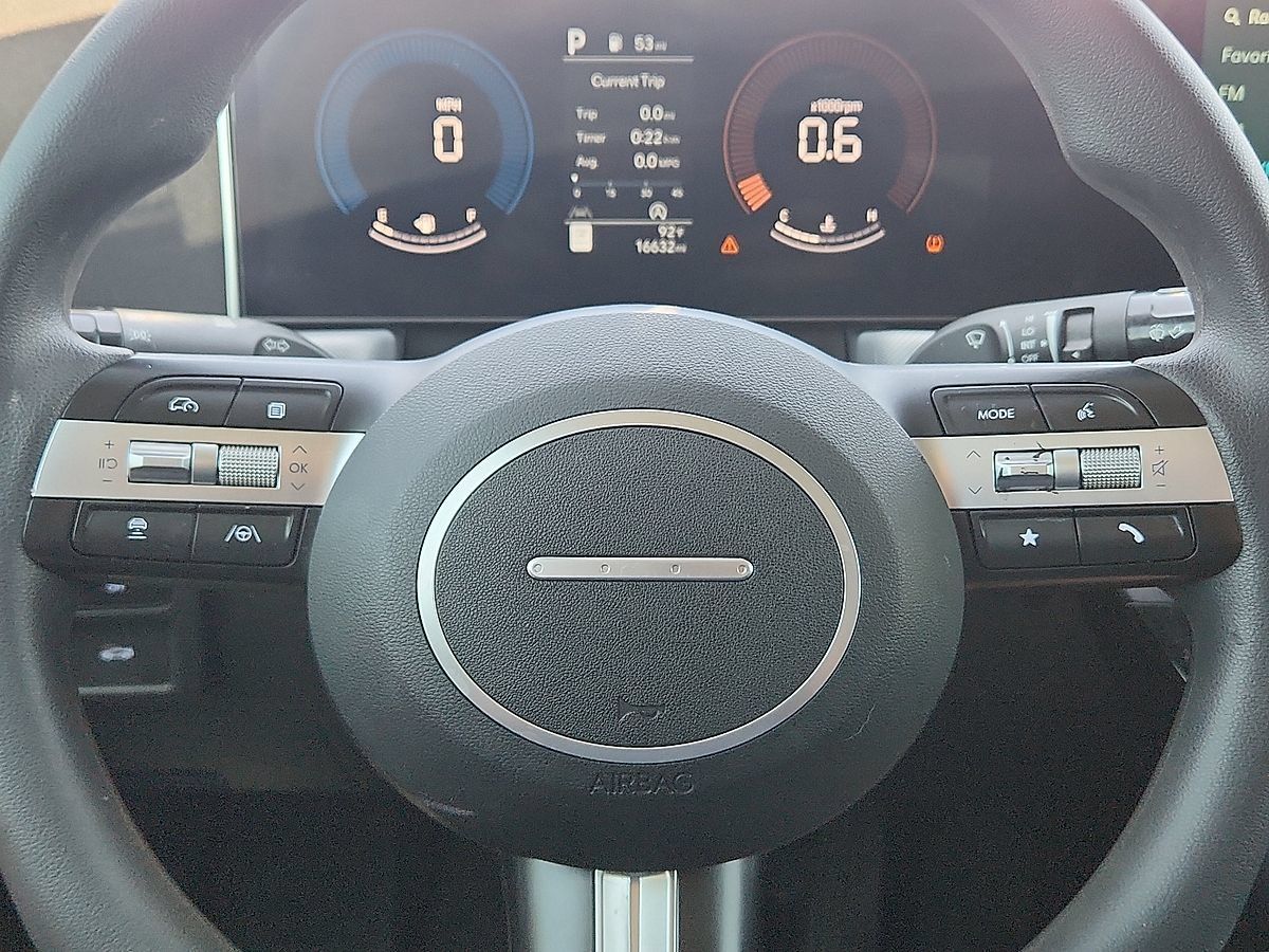 Used 2025 Hyundai Sonata SE FWD image 12