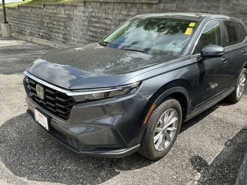 Used 2025 Honda CR-V EX-L image 9