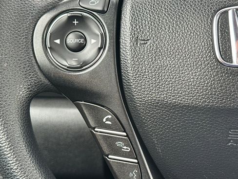 Used 2015 Honda Accord EX image 25