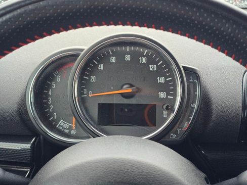 Used 2019 MINI Cooper Clubman S w/ Premium Package image 40