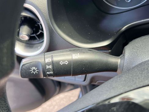 Used 2024 Kia Forte LXS FWD image 16