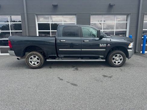 Used 2017 RAM 2500 Big Horn AWD/4WD image 4