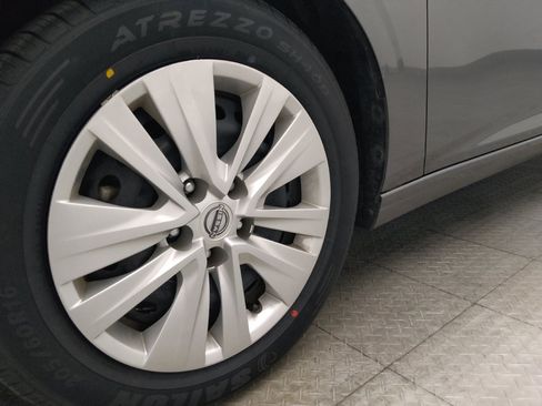 Used 2025 Nissan Sentra S FWD image 31