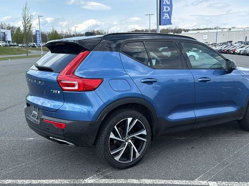 Used 2019 Volvo XC40 T5 R-Design AWD/4WD image 5