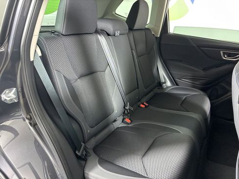 Used 2023 Subaru Forester Premium image 32