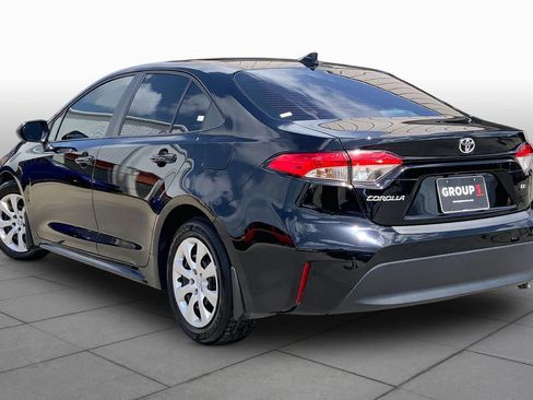 Used 2025 Toyota Corolla LE FWD image 12