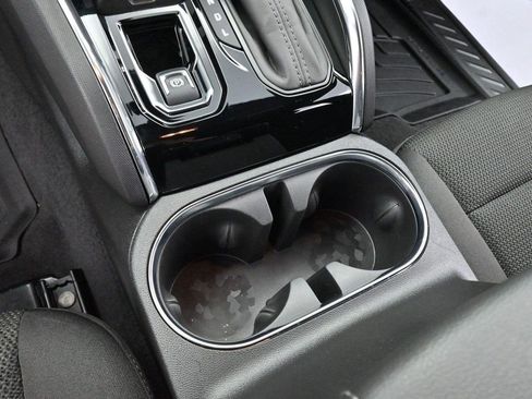 Used 2025 GMC Canyon Elevation w/ Convenience Package RWD image 19