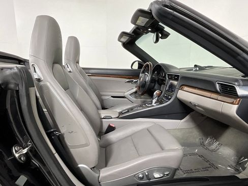 Used 2013 Porsche 911 Carrera S image 17