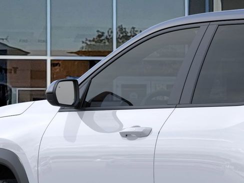 New 2025 Chevrolet Equinox LT w/ LPO, Floor Liner Package image 12