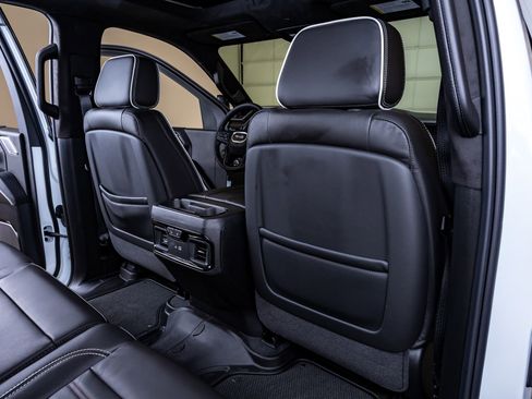 Used 2026 GMC Sierra 2500 AT4X AWD/4WD image 33