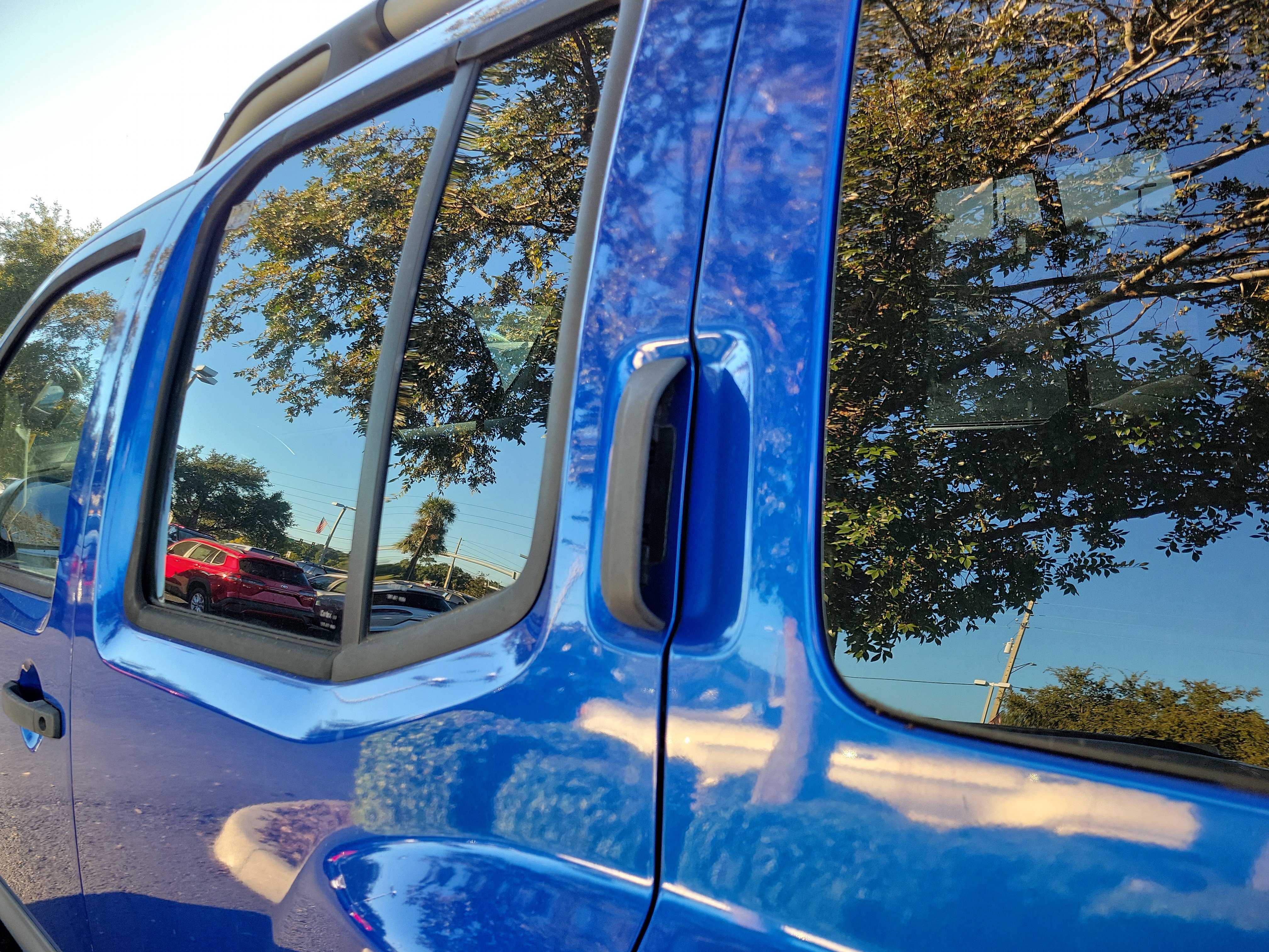 Used 2014 Nissan Xterra S w/ Value Package AWD/4WD image 26