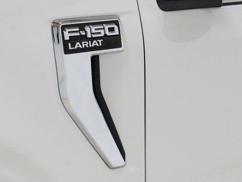Used 2021 Ford F150 Lariat w/ Equipment Group 502A High AWD/4WD image 11