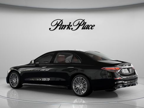 New 2026 Mercedes-Benz S 580 4MATIC Sedan image 13