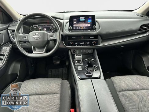 Used 2025 Nissan Rogue SV AWD/4WD image 15