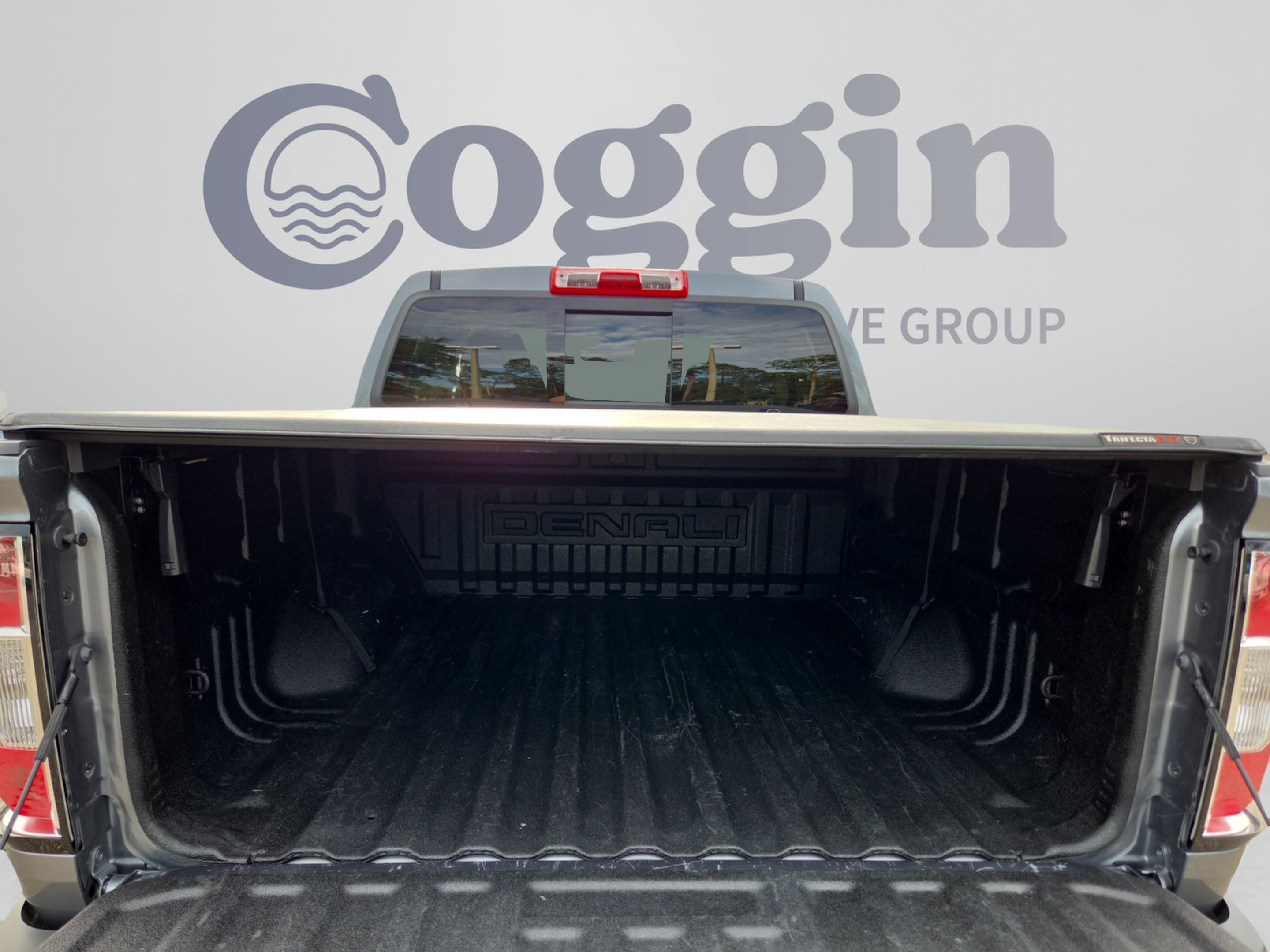 Used 2022 GMC Canyon Denali AWD/4WD image 15