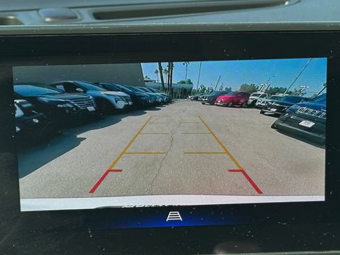 Used 2025 Chevrolet Trax LT w/ LT Convenience Package FWD image 22